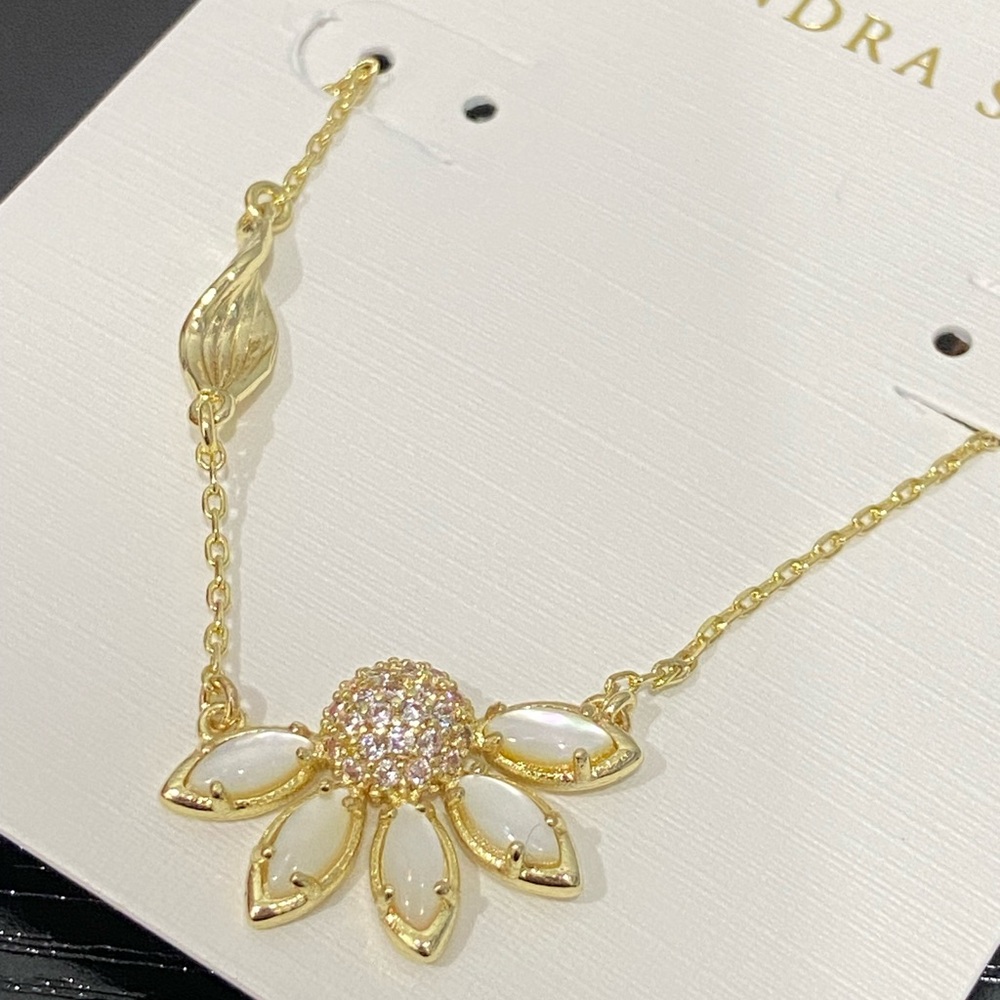 Kendra Scott Gold and Pearl Flower Pendant Necklace - Gold - Picture 3 of 5